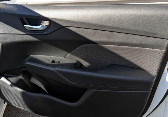 Подержанный автомобиль Hyundai Solaris Sedan 2019 года (23 фото)