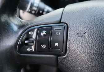Подержанный автомобиль Kia Sportage 2013 года (15 фото)