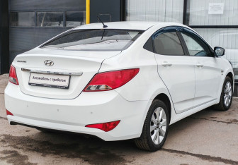 Подержанный автомобиль Hyundai Solaris Sedan 2016 года (5 фото)