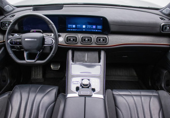 Подержанный автомобиль Jaecoo J8 2024 года (13 фото)
