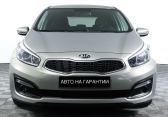 Подержанный автомобиль Kia Ceed Hatchback 2017 года (2 фото)