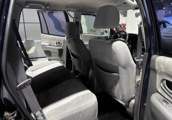 Подержанный автомобиль Mitsubishi Montero Sport 2001 года (11 фото)