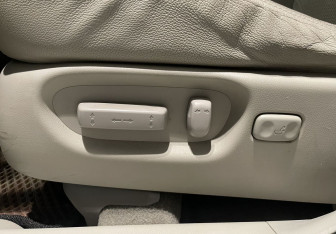 Подержанный автомобиль Acura RDX 2007 года (18 фото)