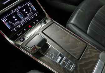 Подержанный автомобиль Audi A6 Sedan 2021 года (21 фото)