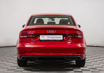 Подержанный автомобиль Audi A3 Sedan 2016 года (6 фото)