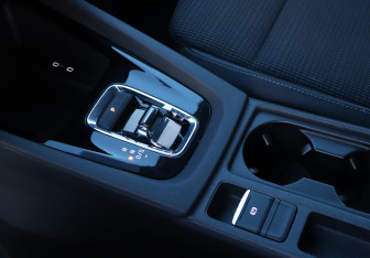 Подержанный автомобиль Skoda Octavia Liftback 2021 года (14 фото)