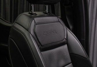 Подержанный автомобиль Ford F-150 2022 года (13 фото)