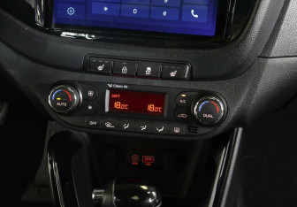 Подержанный автомобиль Kia Ceed Hatchback 2016 года (14 фото)