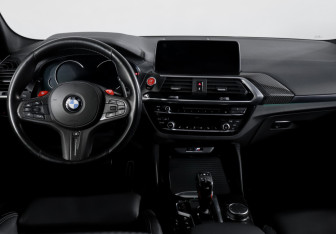 Подержанный автомобиль BMW X3 M 2019 года (12 фото)
