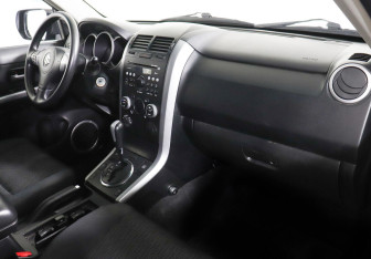 Подержанный автомобиль Suzuki Grand Vitara 2013 года (5 фото)
