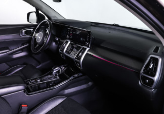 Подержанный автомобиль Kia Sorento 2021 года (11 фото)