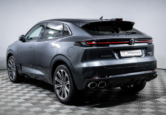 Подержанный автомобиль Changan UNI-K 2024 года (7 фото)