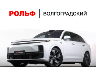 Подержанный автомобиль LiXiang L7 2024 года (33 фото)