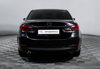Подержанный автомобиль Mazda 6 Sedan 2017 года (6 фото)