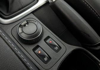 Подержанный автомобиль Renault Kaptur 2020 года (14 фото)