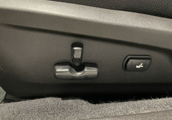 Подержанный автомобиль Subaru Legacy Sedan 2011 года (18 фото)