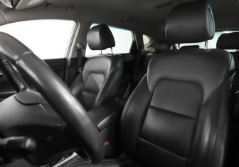 Подержанный автомобиль Hyundai Tucson 2017 года (16 фото)