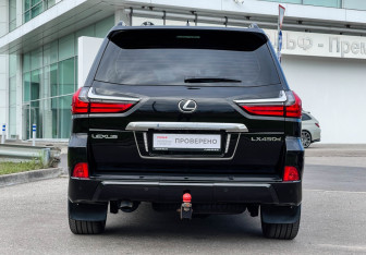 Подержанный автомобиль Lexus LX 2020 года (6 фото)