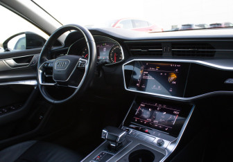 Подержанный автомобиль Audi A6 Sedan 2021 года (9 фото)