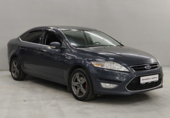 Подержанный автомобиль Ford Mondeo Sedan 2013 года (3 фото)