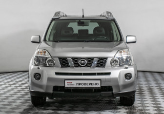 Подержанный автомобиль Nissan X-Trail 2007 года (2 фото)