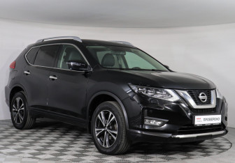 Подержанный автомобиль Nissan X-Trail 2019 года (2 фото)