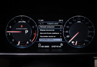 Подержанный автомобиль Land Rover Range Rover 2013 года (16 фото)