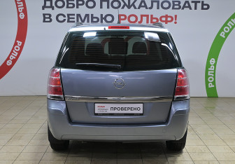 Подержанный автомобиль Opel Zafira Compactvan 2006 года (4 фото)