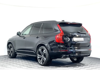 Подержанный автомобиль Volvo XC90 2019 года (7 фото)