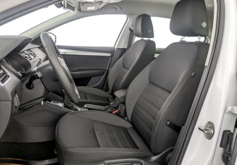 Подержанный автомобиль Skoda Octavia Liftback 2018 года (20 фото)