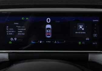 Подержанный автомобиль Geely Atlas 2024 года (12 фото)