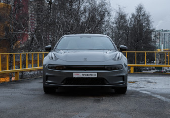 Подержанный автомобиль Zeekr 001 2023 года (2 фото)