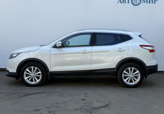 Подержанный автомобиль Nissan Qashqai 2018 года (8 фото)