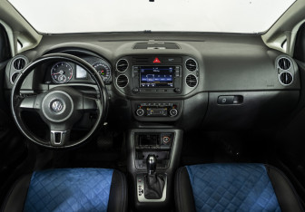Подержанный автомобиль Volkswagen Golf Plus 2011 года (12 фото)