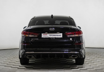 Подержанный автомобиль Kia Optima Sedan 2019 года (6 фото)