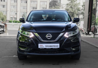 Подержанный автомобиль Nissan Qashqai 2020 года (2 фото)