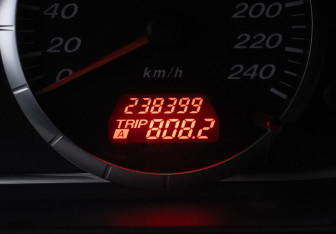 Подержанный автомобиль Mazda 6 Sedan 2006 года (12 фото)