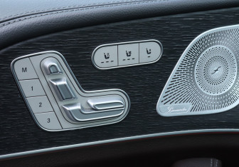 Подержанный автомобиль Mercedes-Benz GLE 2019 года (25 фото)