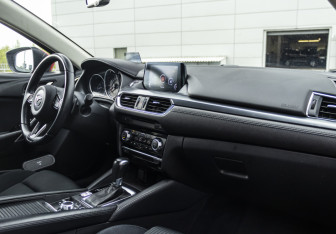 Подержанный автомобиль Mazda 6 Sedan 2018 года (15 фото)