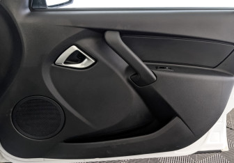 Подержанный автомобиль LADA (ВАЗ) Granta Sedan 2023 года (25 фото)