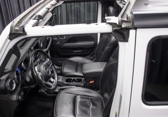 Подержанный автомобиль Jeep Wrangler 2020 года (22 фото)