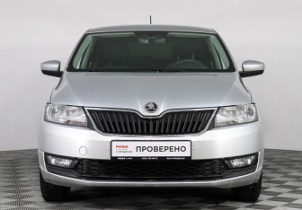 Подержанный автомобиль Skoda Rapid Liftback 2018 года (2 фото)