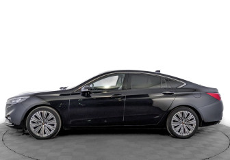 Подержанный автомобиль Hongqi H5 2022 года (8 фото)