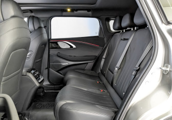 Подержанный автомобиль Exeed TXL 2024 года (12 фото)