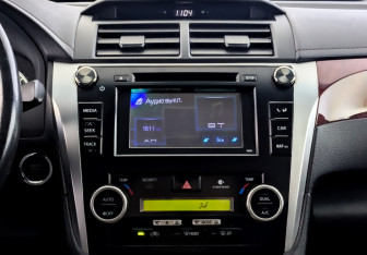 Подержанный автомобиль Toyota Camry Sedan 2014 года (15 фото)