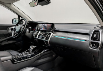 Подержанный автомобиль Kia Sorento 2021 года (11 фото)