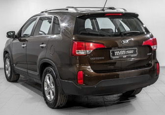 Подержанный автомобиль Kia Sorento 2019 года (7 фото)