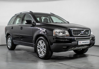 Подержанный автомобиль Volvo XC90 2006 года (3 фото)
