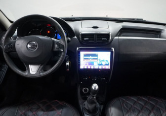 Подержанный автомобиль Nissan Terrano 2018 года (12 фото)