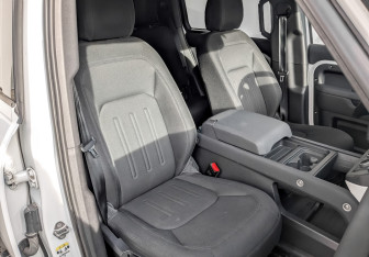 Подержанный автомобиль Land Rover Defender Suv 2021 года (23 фото)